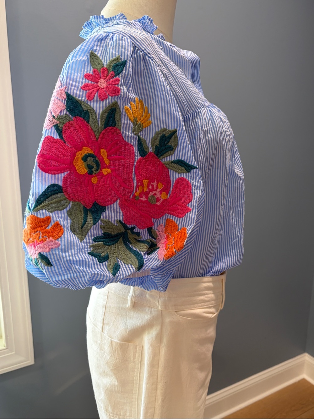 THML Blue Stripe Floral Embroidered Puff Sleeve Blouse M - Picture 4 of 8